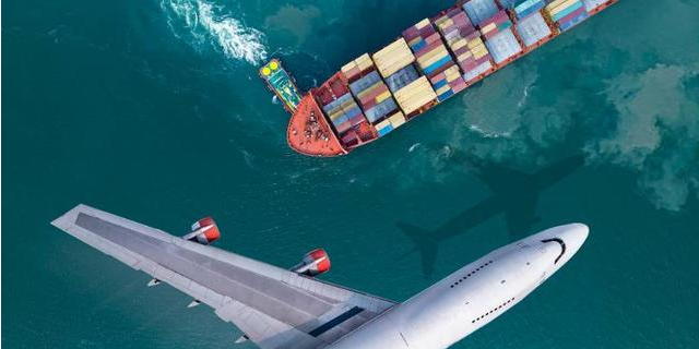 全球海運與空運價差縮至兩年來最小